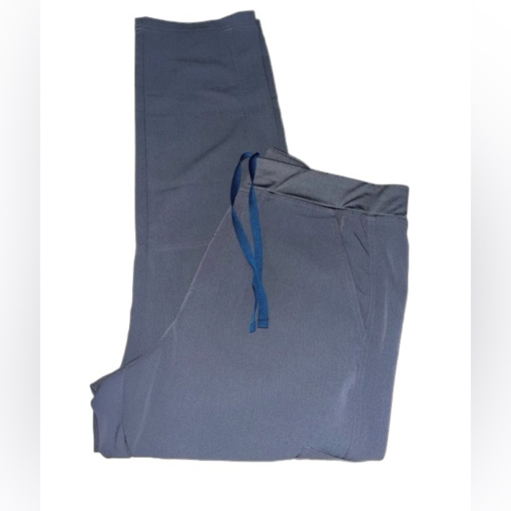 Slim Axim Cargo Scrub Pants